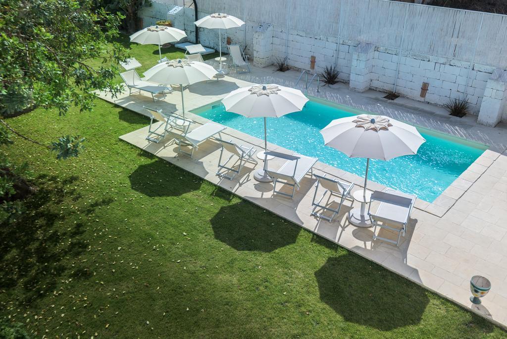 Li Pappi Antico Casale Bed & Breakfast Galatina Exterior foto