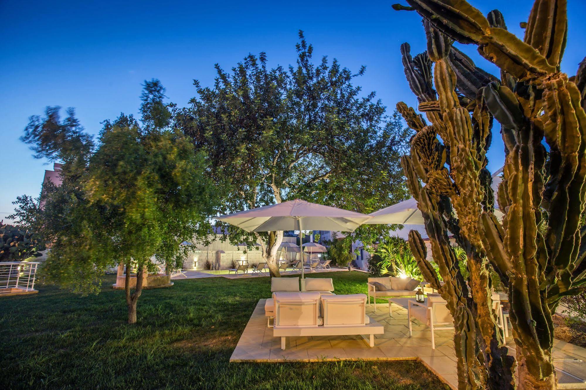 Li Pappi Antico Casale Bed & Breakfast Galatina Exterior foto