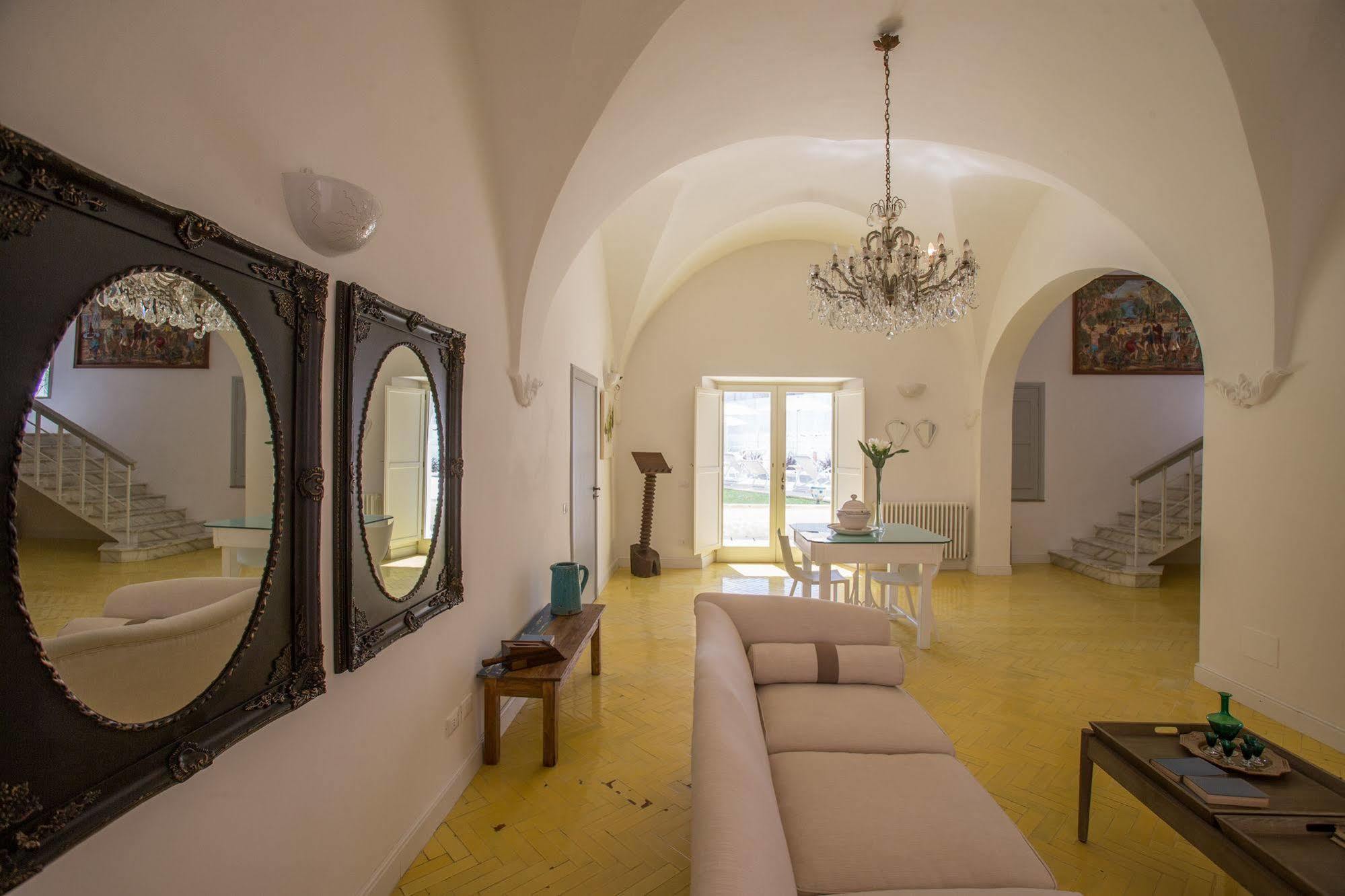Li Pappi Antico Casale Bed & Breakfast Galatina Exterior foto